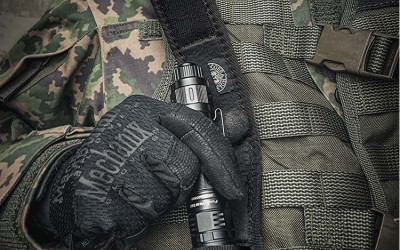 Paras taktinen taskulamppu? Paras taktinen taskulamppu?