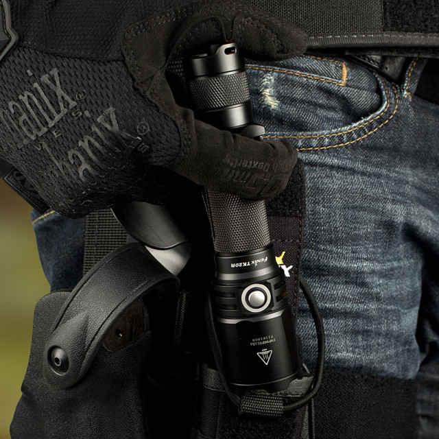 Taskulamppu Fenix TK20R, 1000 lm - POISTUNUT Taskulamppu Fenix TK20R, 1000 lm - POISTUNUT
