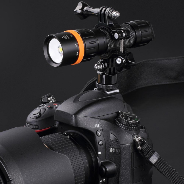 Sukelluslamppu Fenix SD11, 1000 lm Sukelluslamppu Fenix SD11, 1000 lm