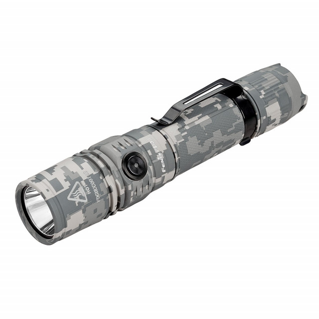 Taskulamppu Fenix PD35 V2.0, 1000 lm - POISTUNUT Taskulamppu Fenix PD35 V2.0, 1000 lm - POISTUNUT