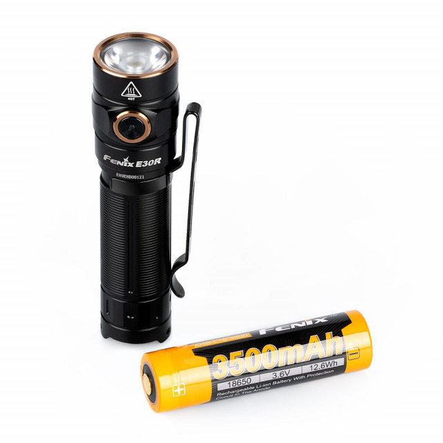 Taskulamppu Fenix E30R, 1600 lm - POISTUNUT Taskulamppu Fenix E30R, 1600 lm - POISTUNUT