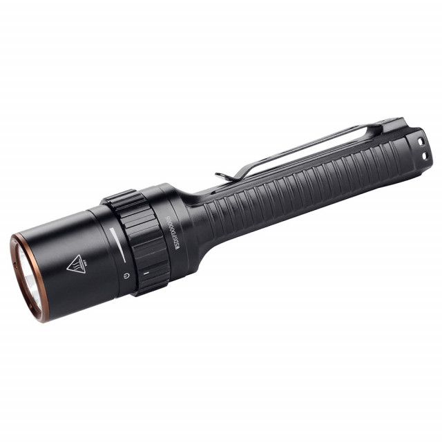 Fenix LD42 taskulamppu Fenix LD42 taskulamppu