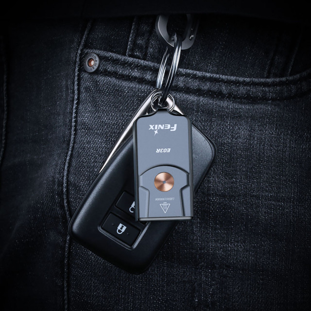 Avaimenperälamppu Fenix E03R, 260 lm Avaimenperälamppu Fenix E03R, 260 lm