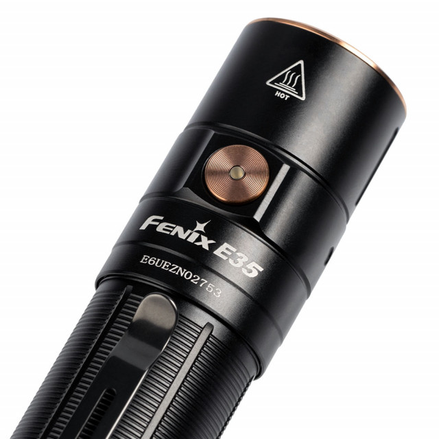 Fenix E35 V3.0 ultratehokas ladattava taskulamppu Fenix E35 V3.0 ultratehokas ladattava taskulamppu