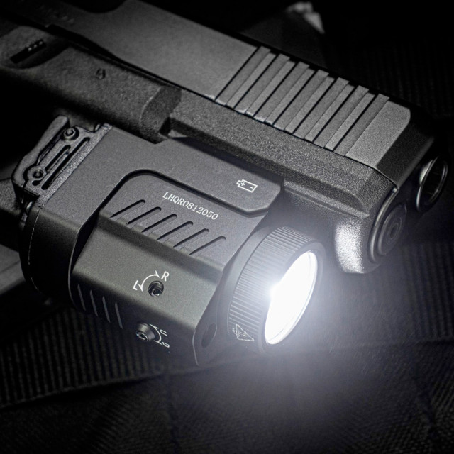 Asevalo / pistoolivalo laserilla Fenix GL22, 750 lm Asevalo / pistoolivalo laserilla Fenix GL22, 750 lm