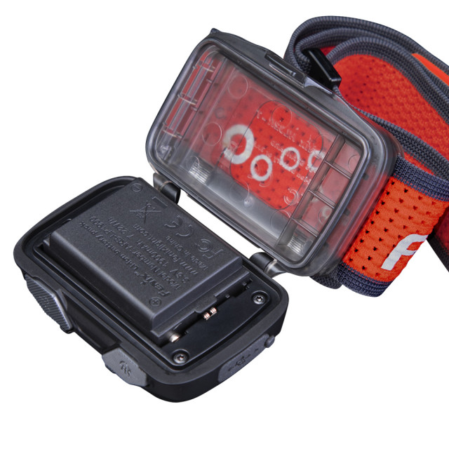 Otsalamppu Fenix HL32R-T, 800 lm Otsalamppu Fenix HL32R-T, 800 lm