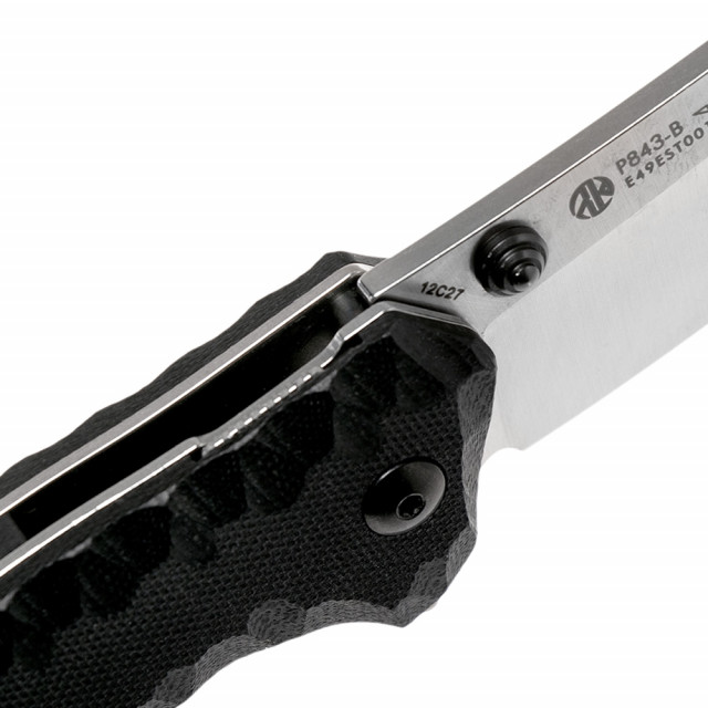 RUIKE P843-B Black pocket knife RUIKE P843-B Black pocket knife